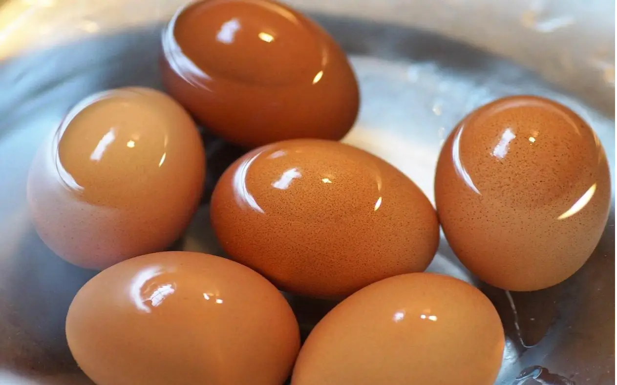 Kako skuvati veću količinu jaja bez pucanja ljuske 