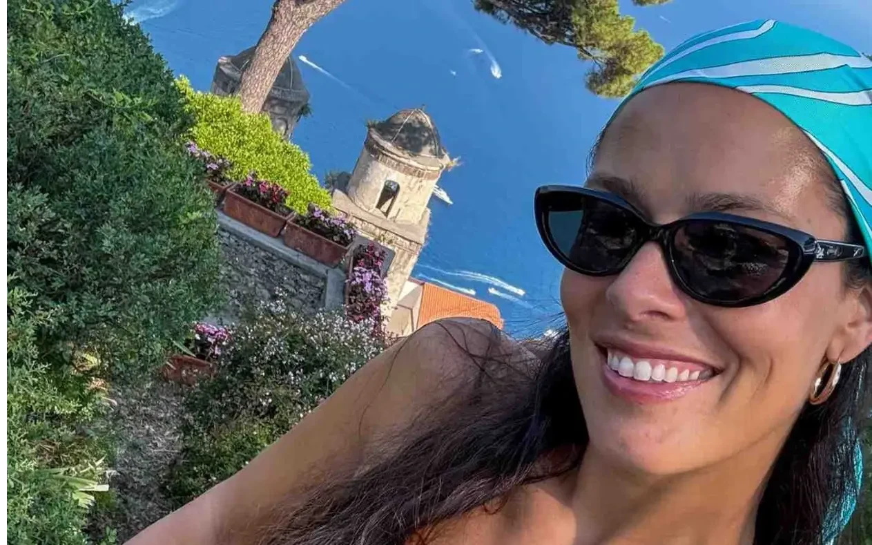 Ana Ivanović leto Ana Ivanović pokazala kako se crna haljina nosi leti
