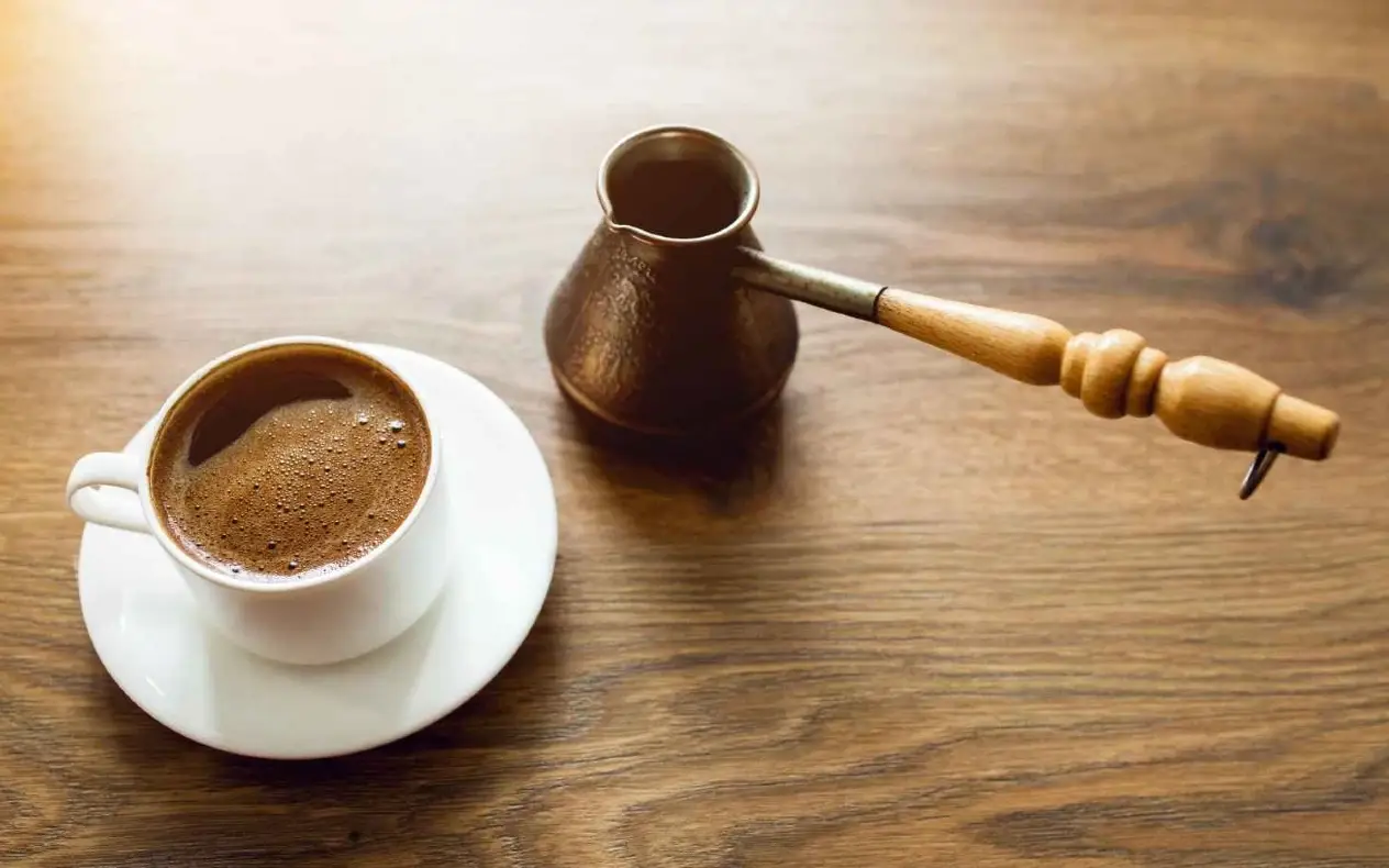 Turska kafa u džezvi - trik za savršenu aromu