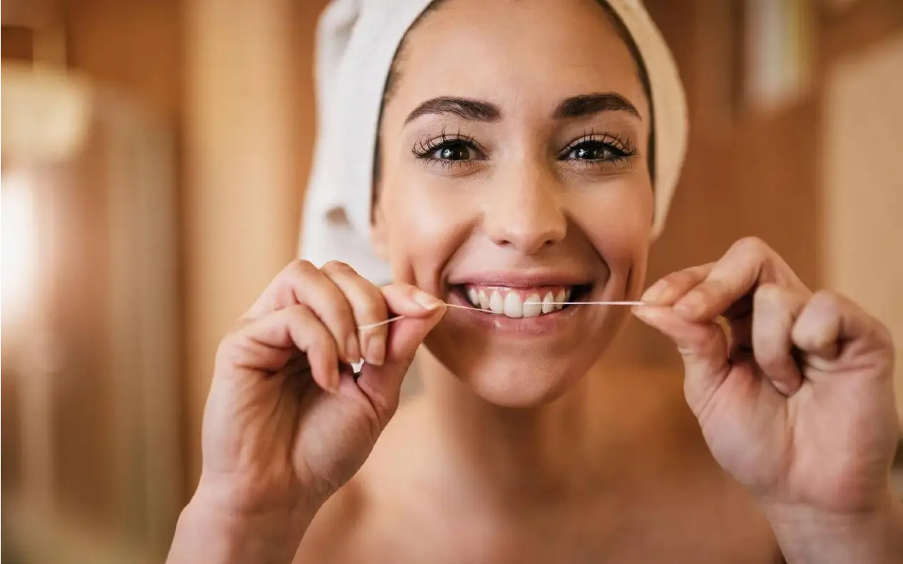 KOnac za zube Kako pravilno koristiti konac za zube