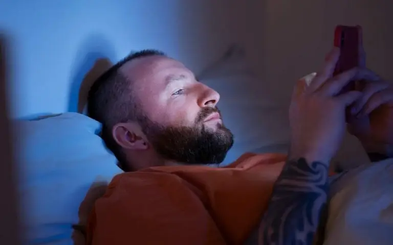 Spavanje pre 1 sat noću