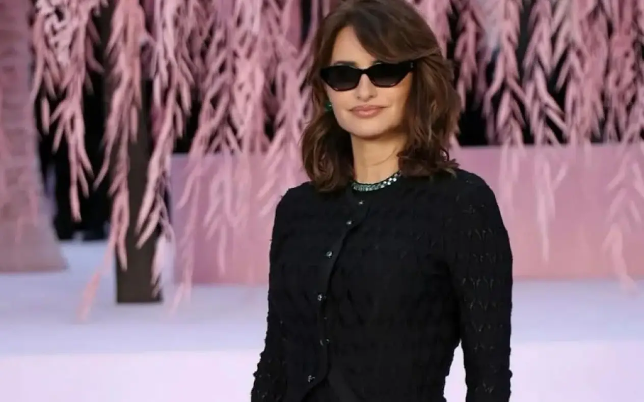 Penelope Cruz Penelope Cruz u Parizu na reviji