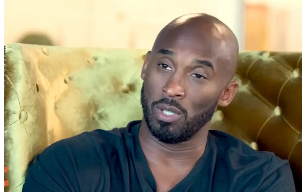 Kobe Bryant tokom intervjua kod Lewisa Howesa