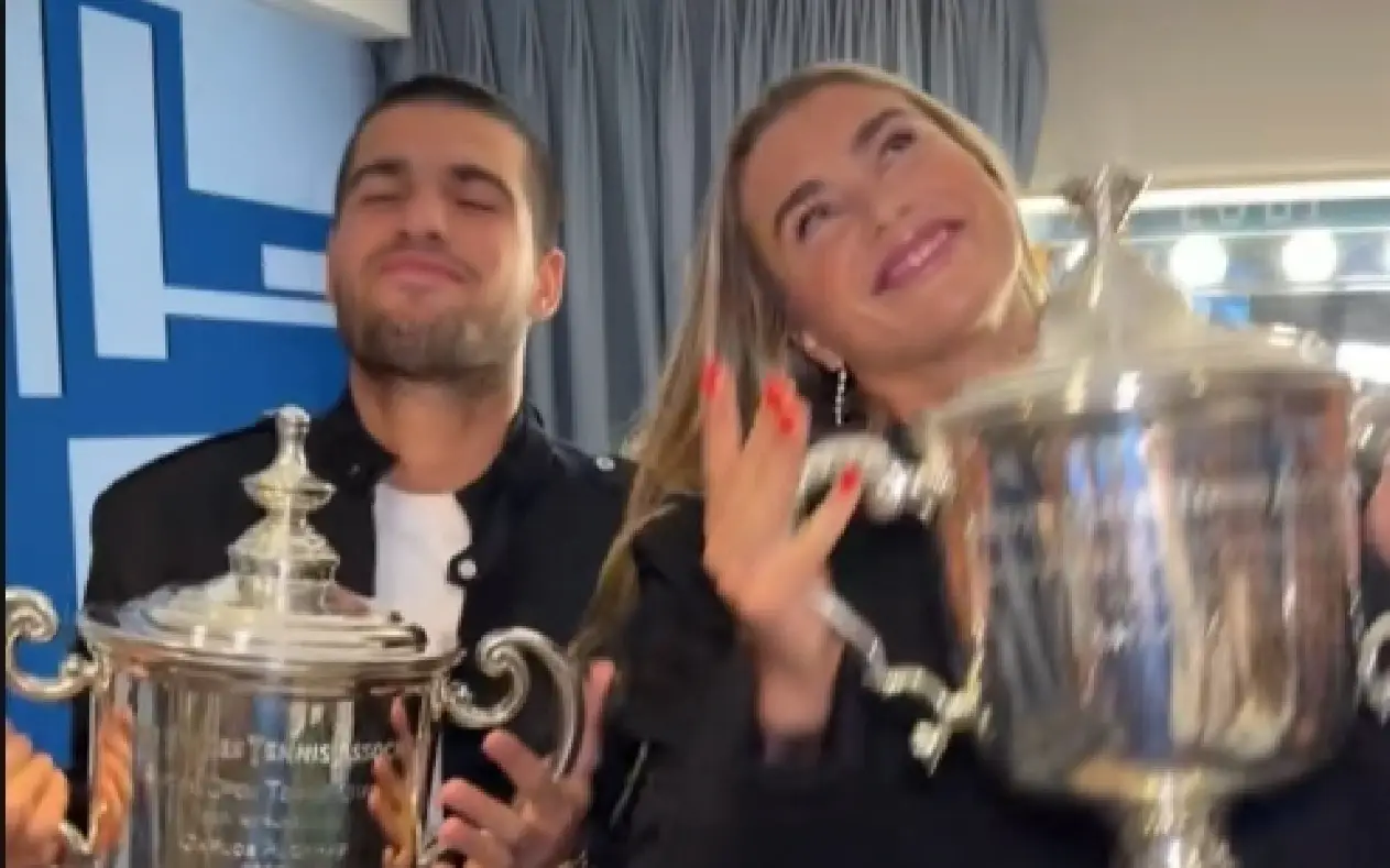 Pobednički video Carlosa Alkaraza i Aryne Sabalenke 