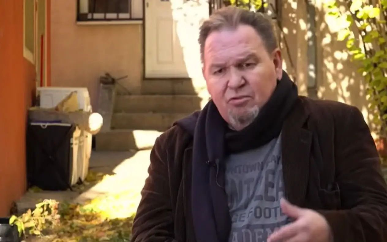 Bane Vidaković gostovanje u emisiji Glumac Bane Vidaković se oglasio nakon navoda o predoziranju: "Kolabirao sam samo od vrućine"