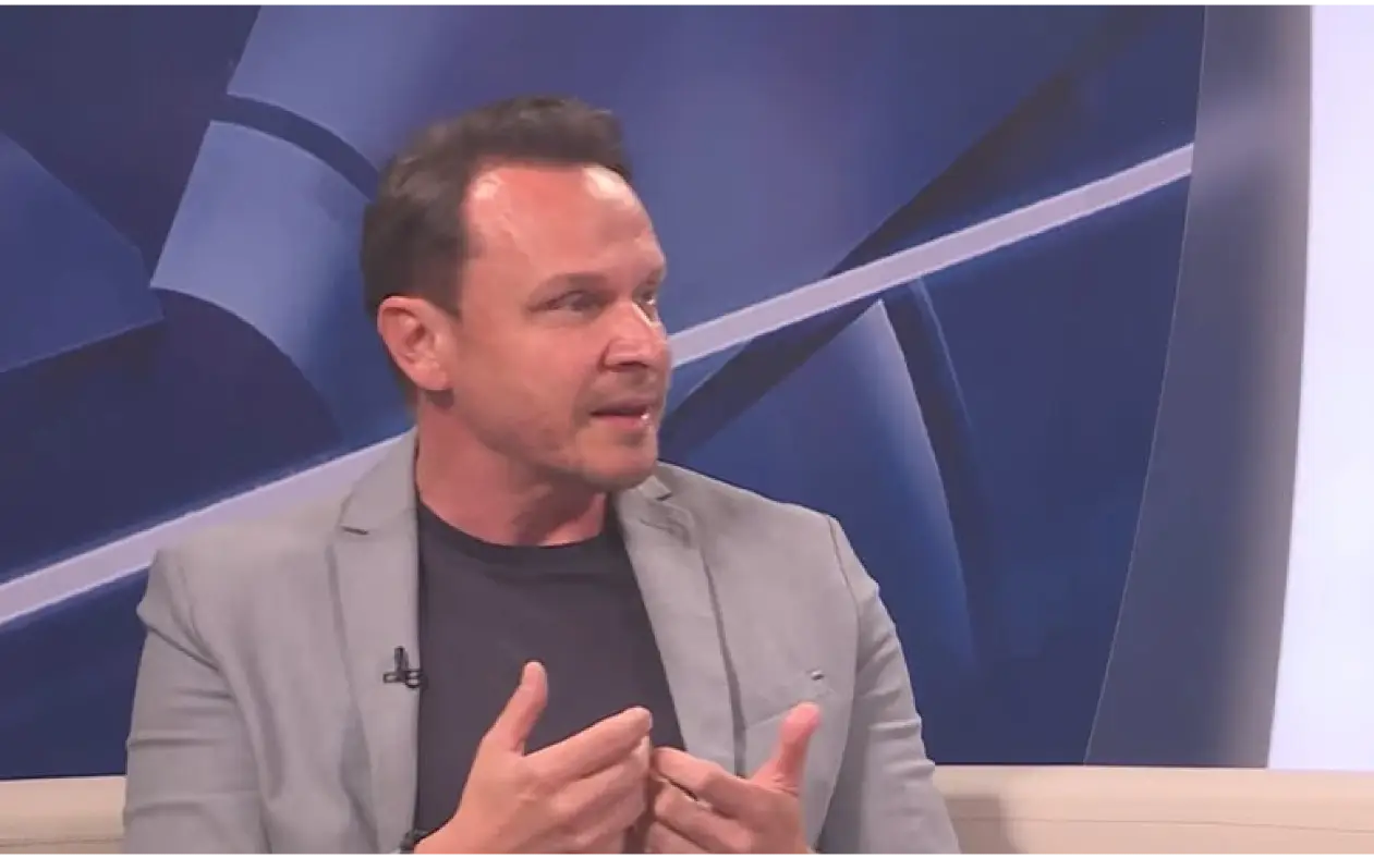 Enis Bešlagić završio u hitnoj