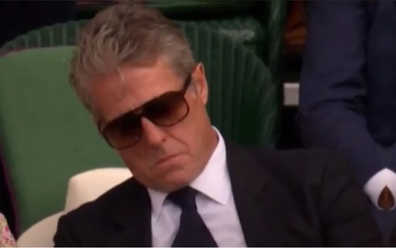 Hugh Grant zaspao na Wimbledonu? Kamere uhvatile neobičan trenutak iza kraljice Kamile