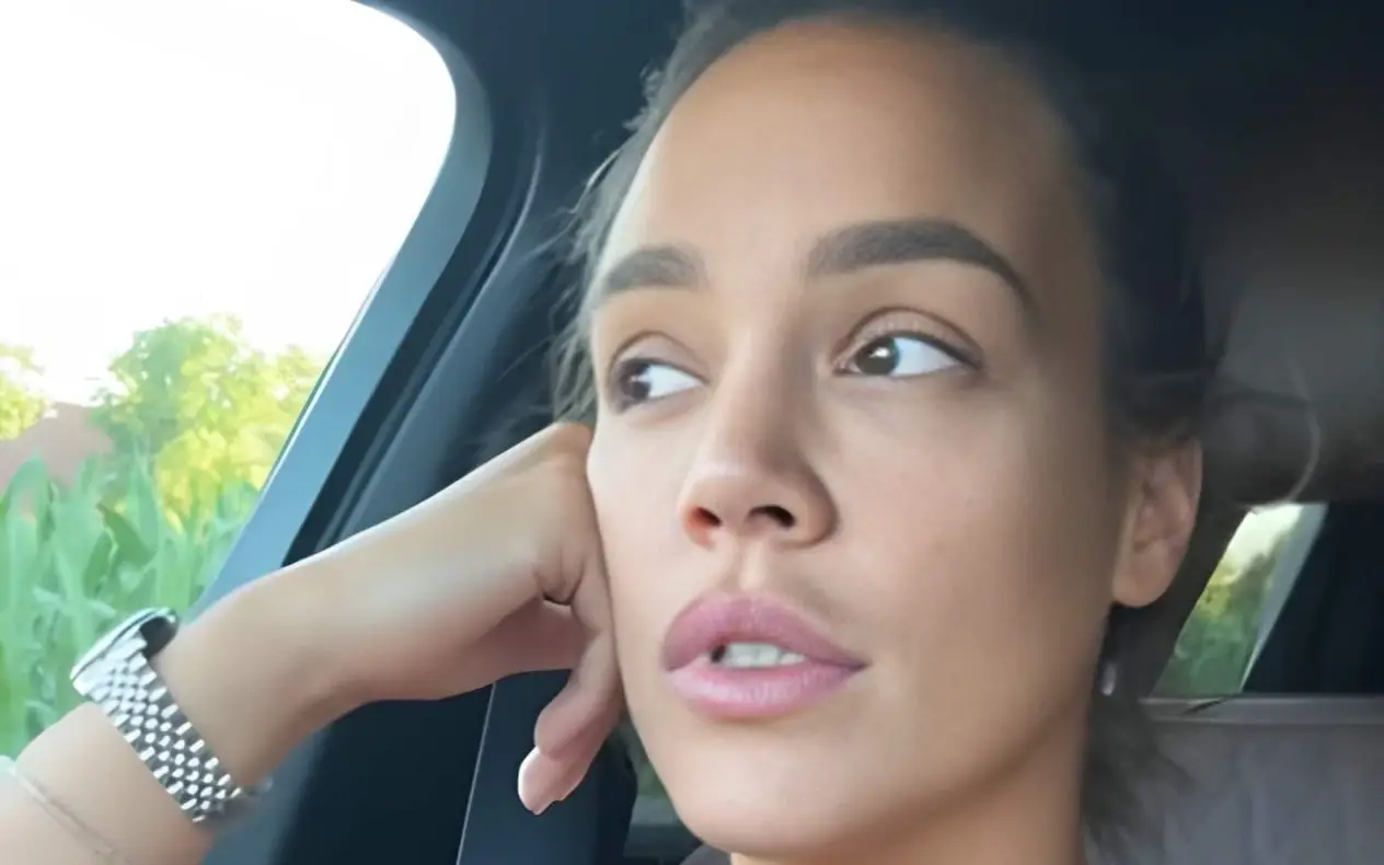 Marija Mikić u automobilu tokom incidenta na Bežanijskoj kosi u Beogradu
