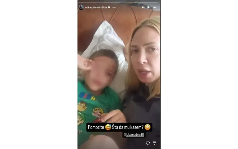 Milica Todorović sa dečakom koji se guši u suzama