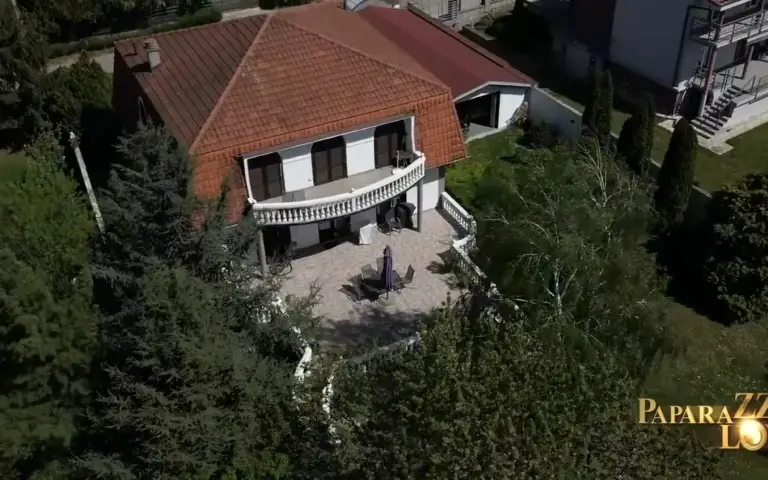 Dom Snežane Đurišić Dom Snežane Đurišić snimljen iz vazduha dronom