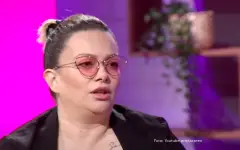 Ivana Peters sa velikim naočarima u TV emisiji u razgovoru