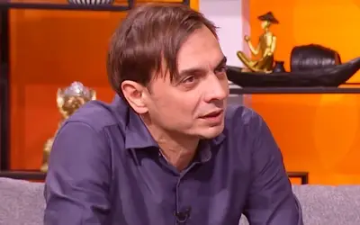 Bojan Žirović, ljubičasta košulja, tv emisija Bojan Žirović u ljubičastoj košulji