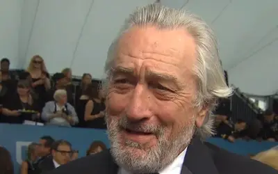 Robert De Niro u sakou i košulji