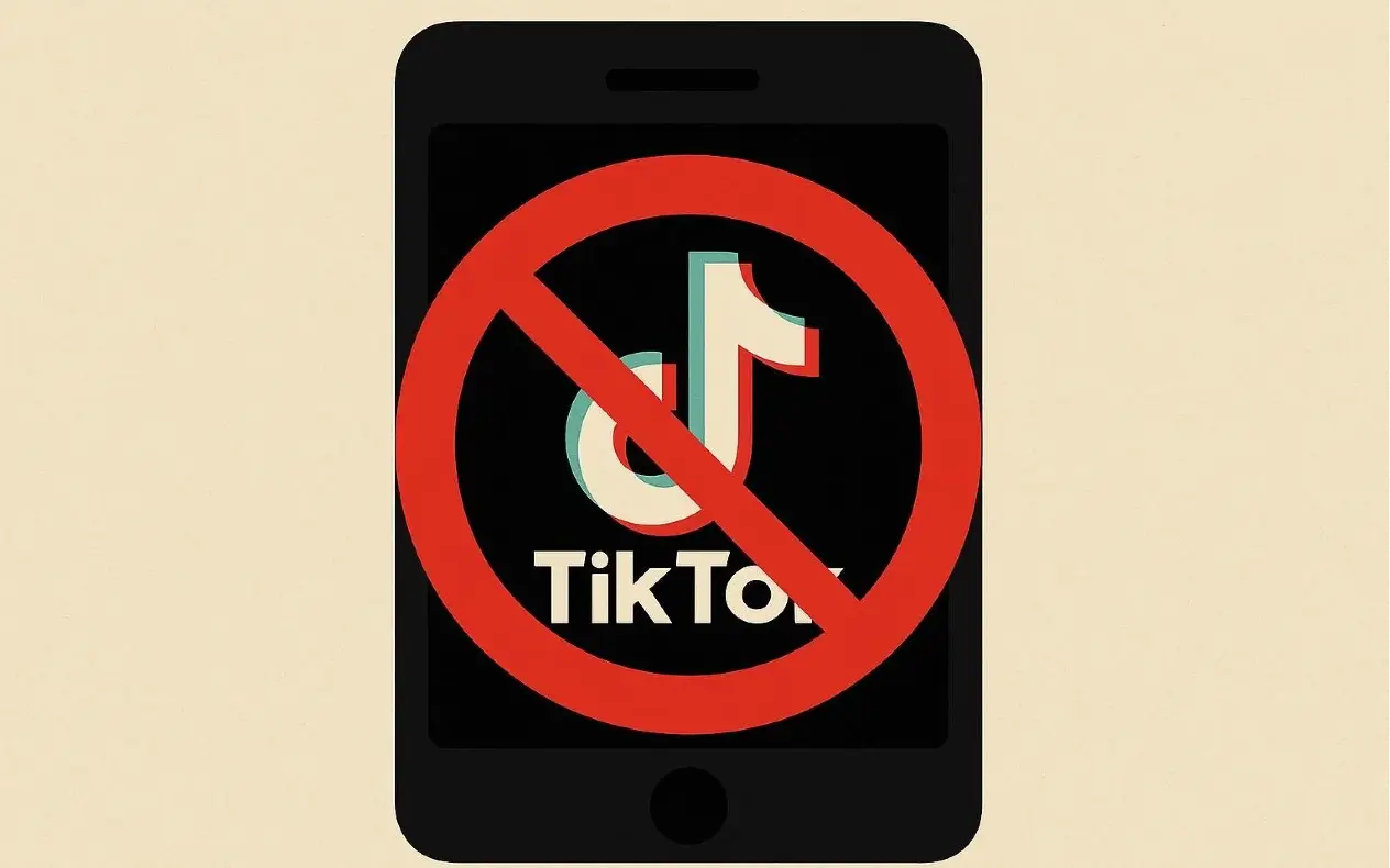 Ekran TikTok aplikacije sa upozorenjem o novim pravilima, simbolično prikazan bez filtera