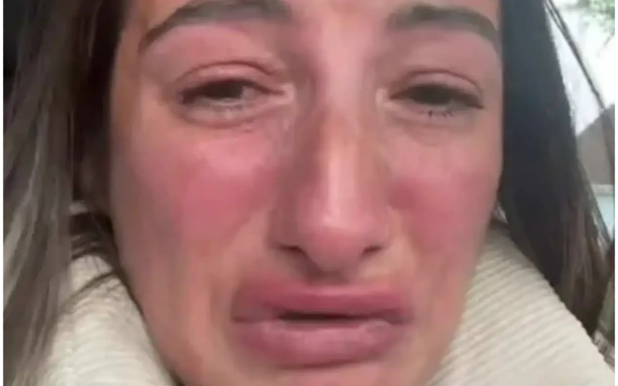 Britanska influencerka se rasplakala pred kamerama nakon kritika