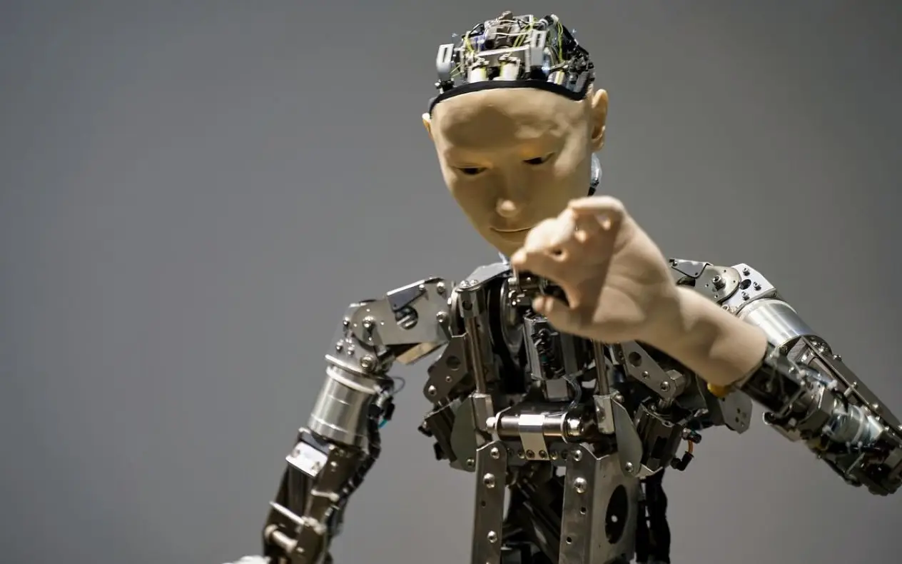 Napad robota u Kini: Da li je AI opasan?