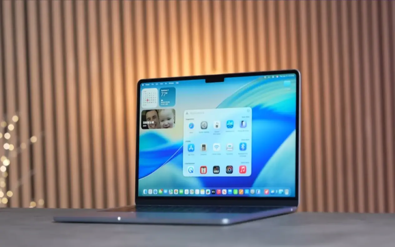 Macov laptop sa novim operativnim sistemom 