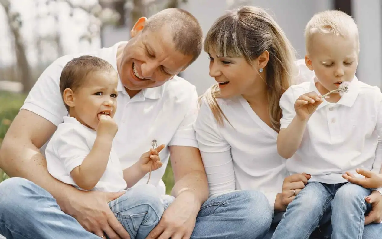 Roditeljstvo - četvoročlana porodica