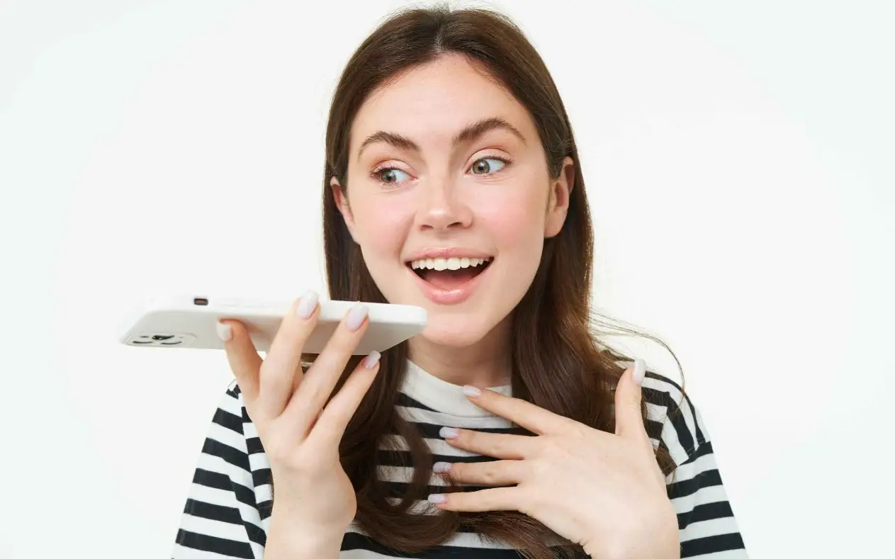 Devojka - voice message