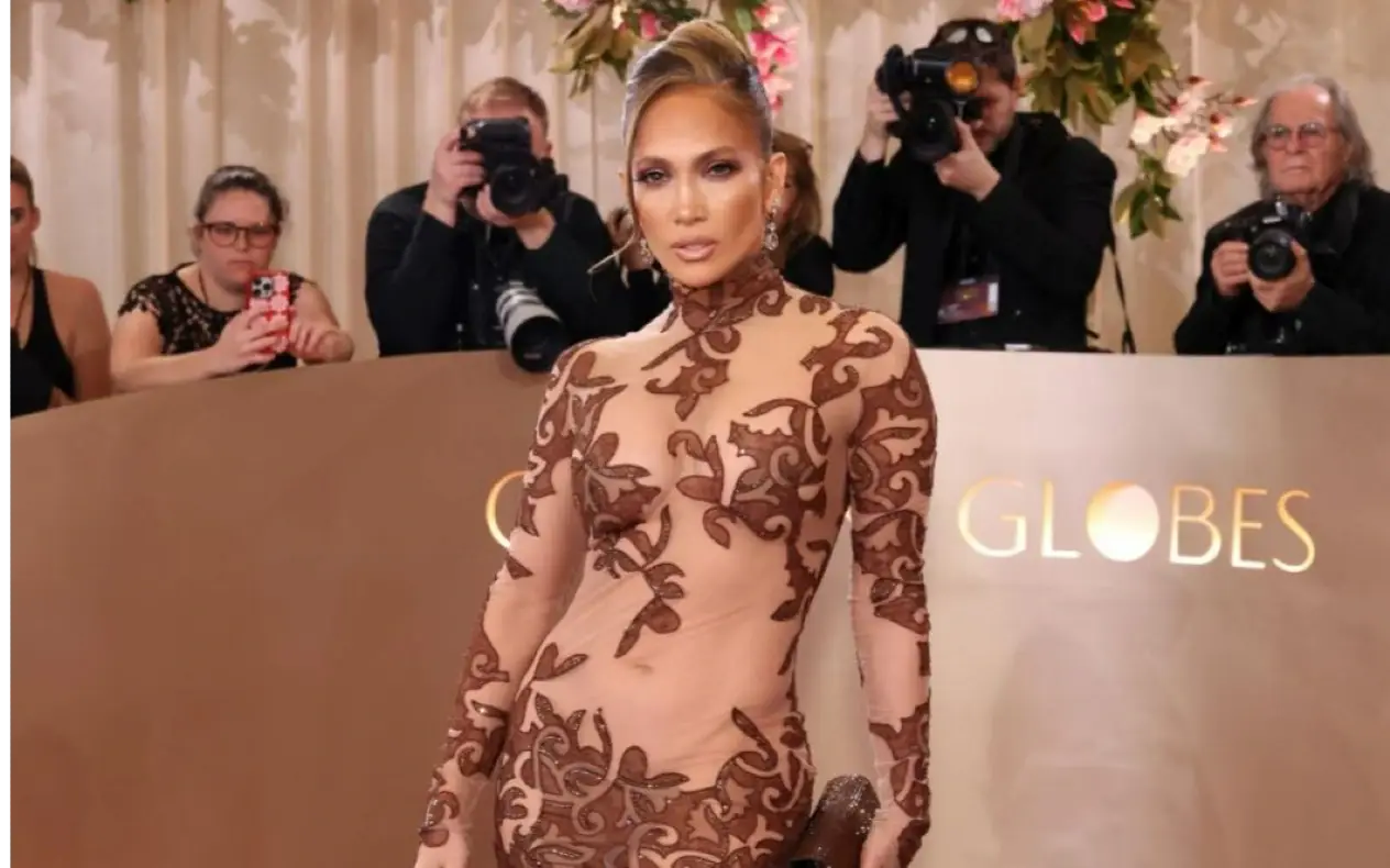 Dženifer Lopez u haljini