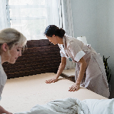 На підтримку чистоти в будинку ми витрачаємо дуже багато сил і часу
Особливо, якщо це стосується генерального прибирання
Тому краще найняти професіоналів, які в найкоротші терміни та за розумну ціну зроблять ваше житло чистим
До комплексу робіт у цьому разі входять наведення загального порядку, усунення поточних забруднень і пилу, дезінфекція приміщень. Також рекомендується замовляти додаткові послуги з миття вікон, хімчистки м’яких меблів, прання великогабаритних текстильних виробів