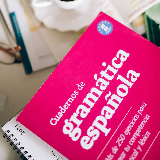 А ви знали ? 
329 мільйонами носіїв мови, які говорять іспанською як свою першою мовою , ця латинська мова є третьою найпоширенішою мовою у світі після китайської та англійської  Вона швидко поширюється в порівнянні з іншими мовами