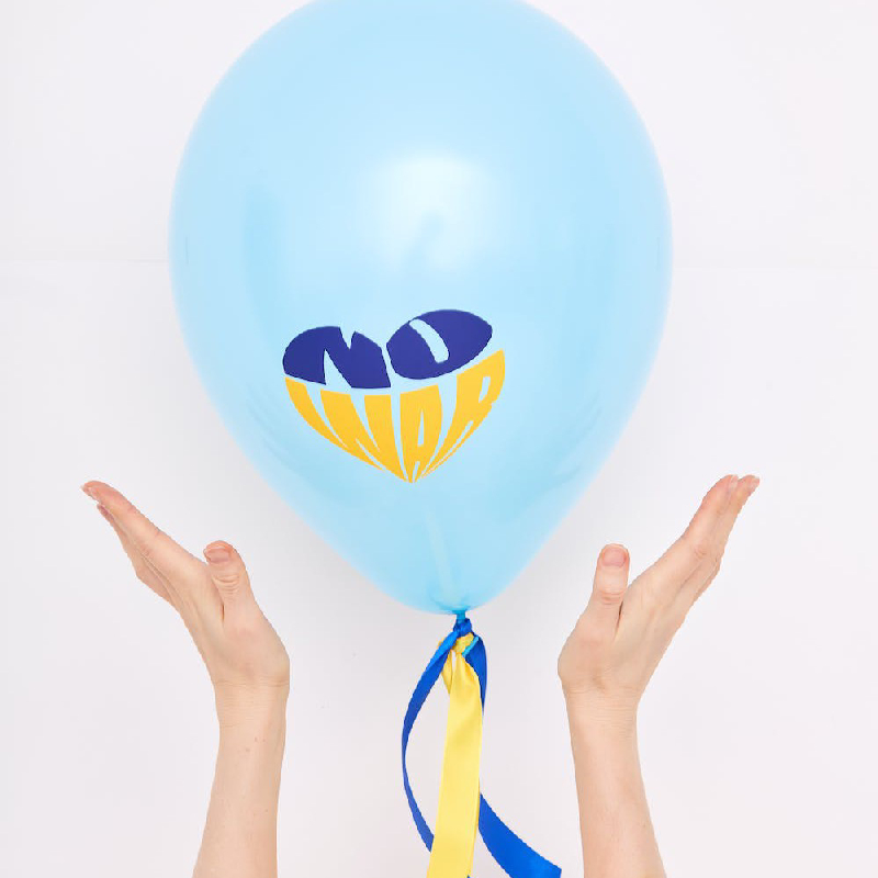 Наша рідна мова — запашна, співуча, гнучка, милозвучна, сповнена музики і квіткових пахощів
Проголошення незалежності дало право зайняти українській культурі належне їй місце. А основою, джерелом культури є материнська мова.