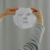 Косметологія — наука про естетичні проблеми організму людини, їх етіології, прояви та методи корекції, 
також — збір методик, направлених на корекцію естетичних проблем зовнішності людини