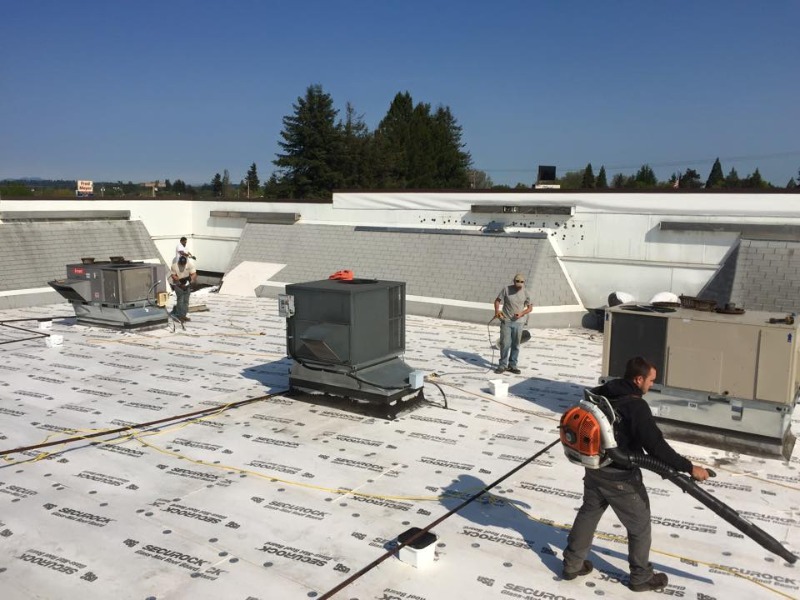 commercial flat roof contractors