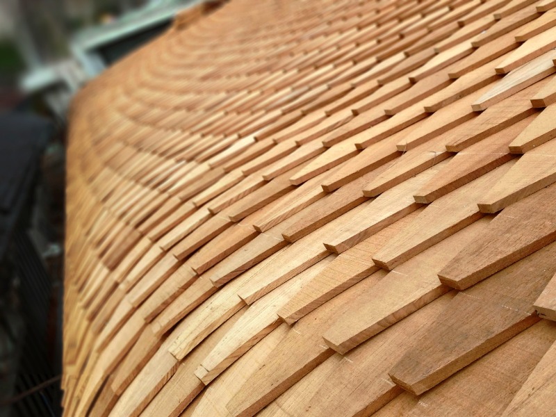 choosing wooden roof shingles