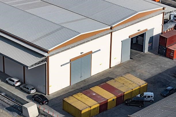 Industrial Roofing vs. Commercial Roofing: The Differences and Alikes