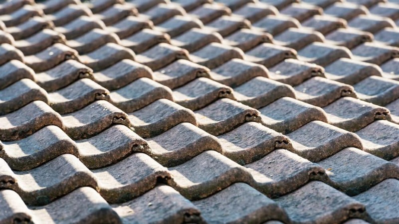 Roof Tile: Clay vs Concrete