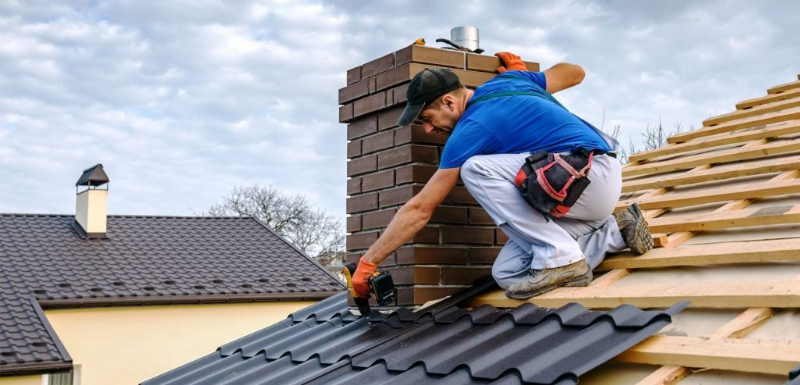 how do you figure out the pitch of a roof