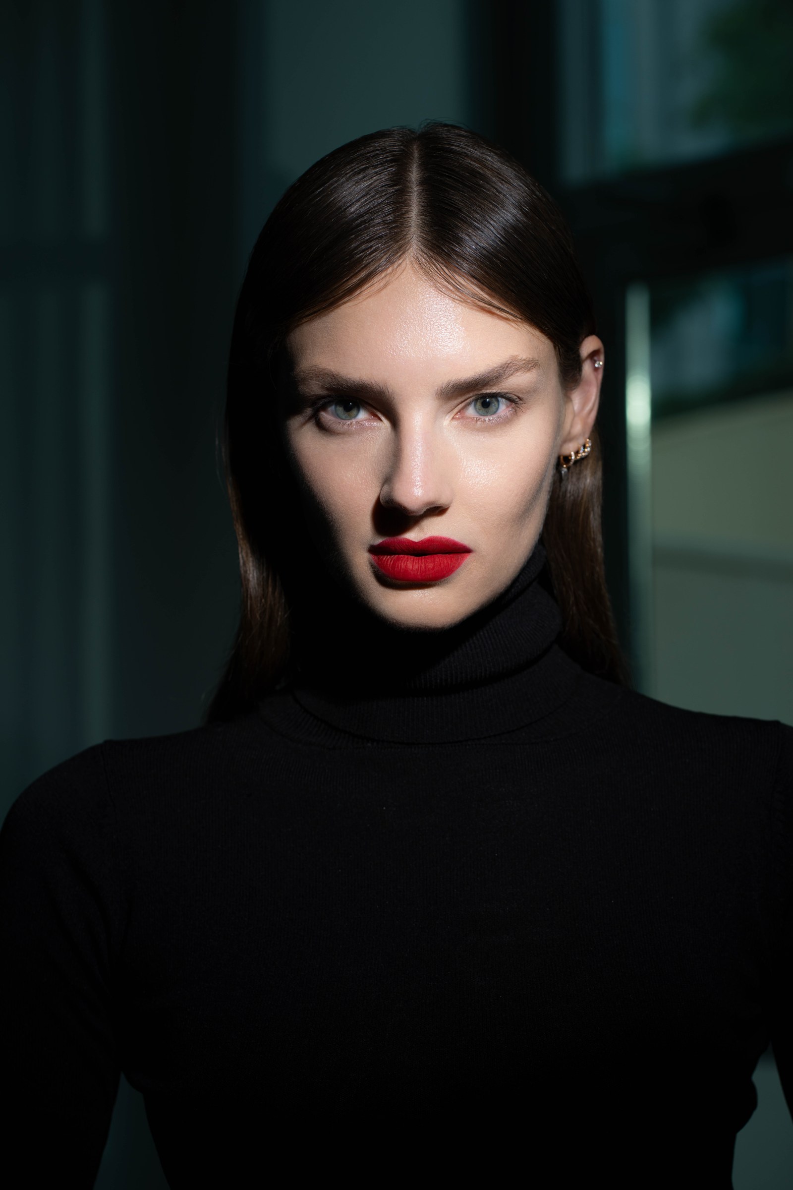 Red Lip Beauty Editorial in Dubai: How We Shot "Waterproof"