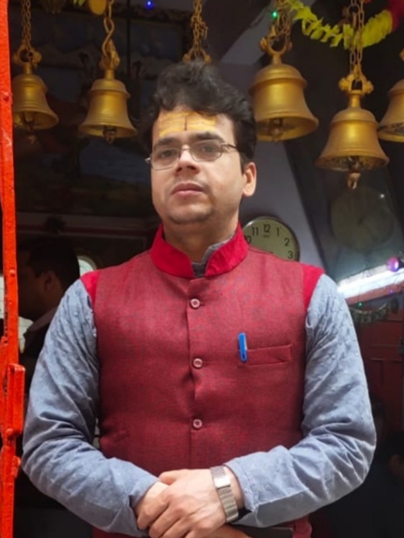 Astrologer Dinesh Pandey's gallery image 1