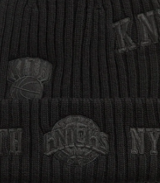 Kith & New Era for the New York Knicks All Over Patches Knit Beanie - Black