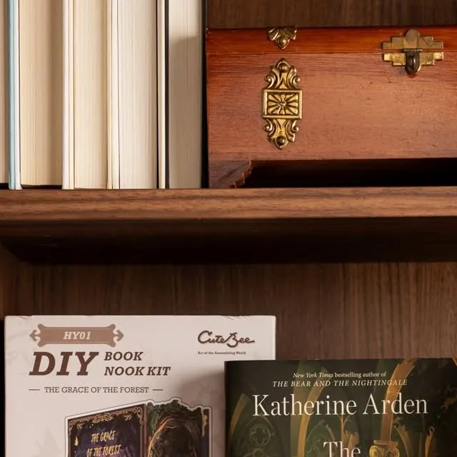 Del Rey Books: Book Nook Giveaway