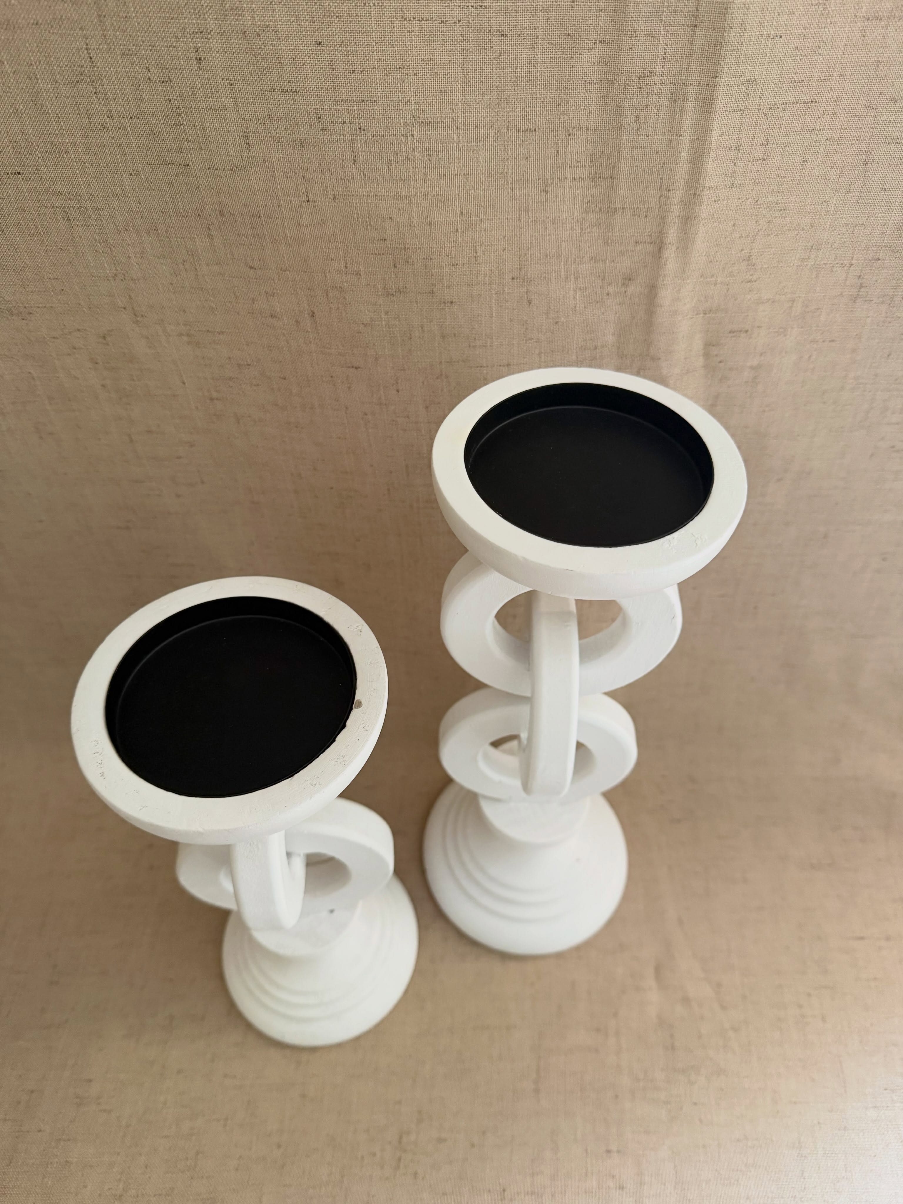 Set 2 Candeleros de madera color blanco