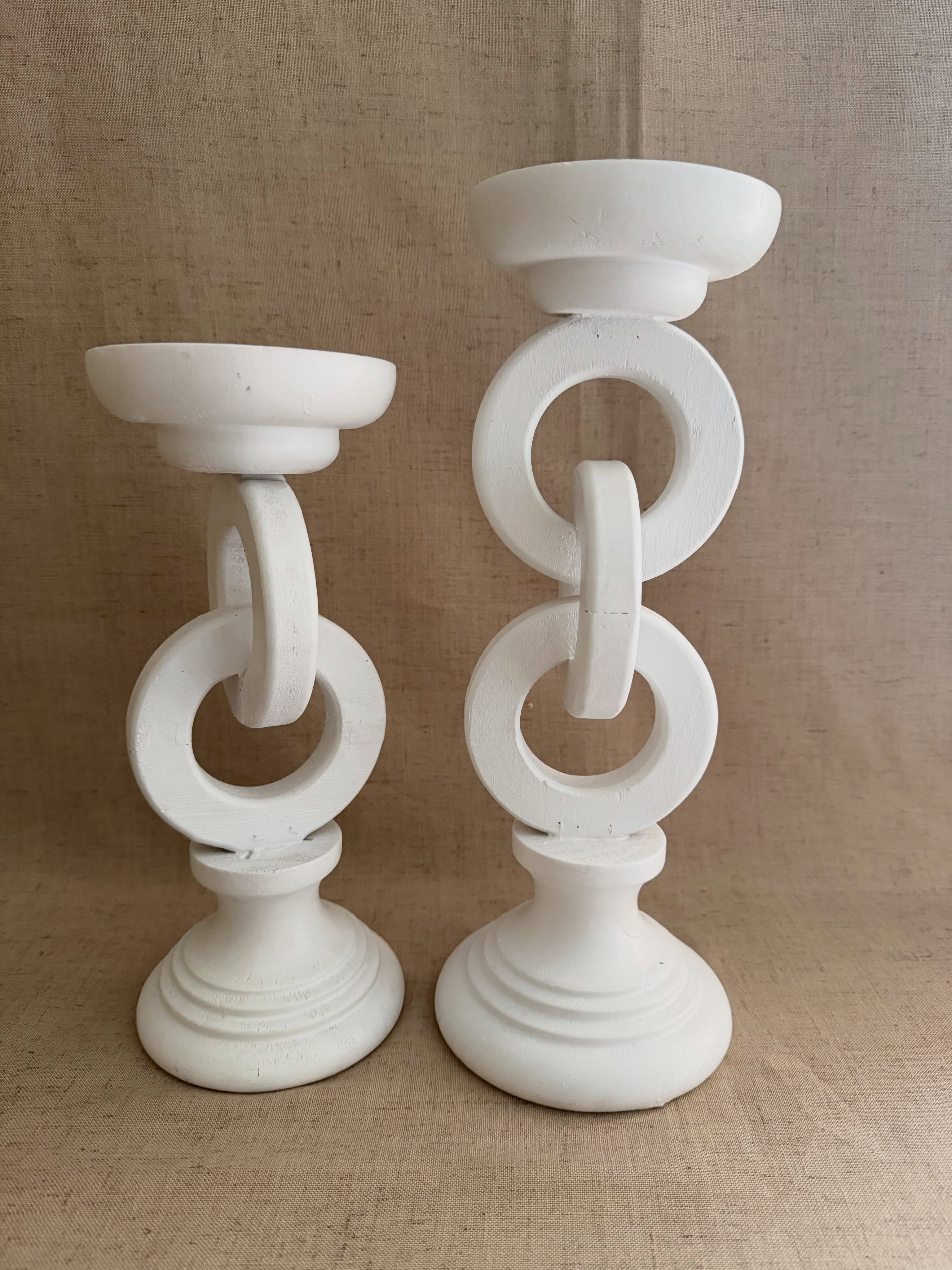 Set 2 Candeleros de madera color blanco