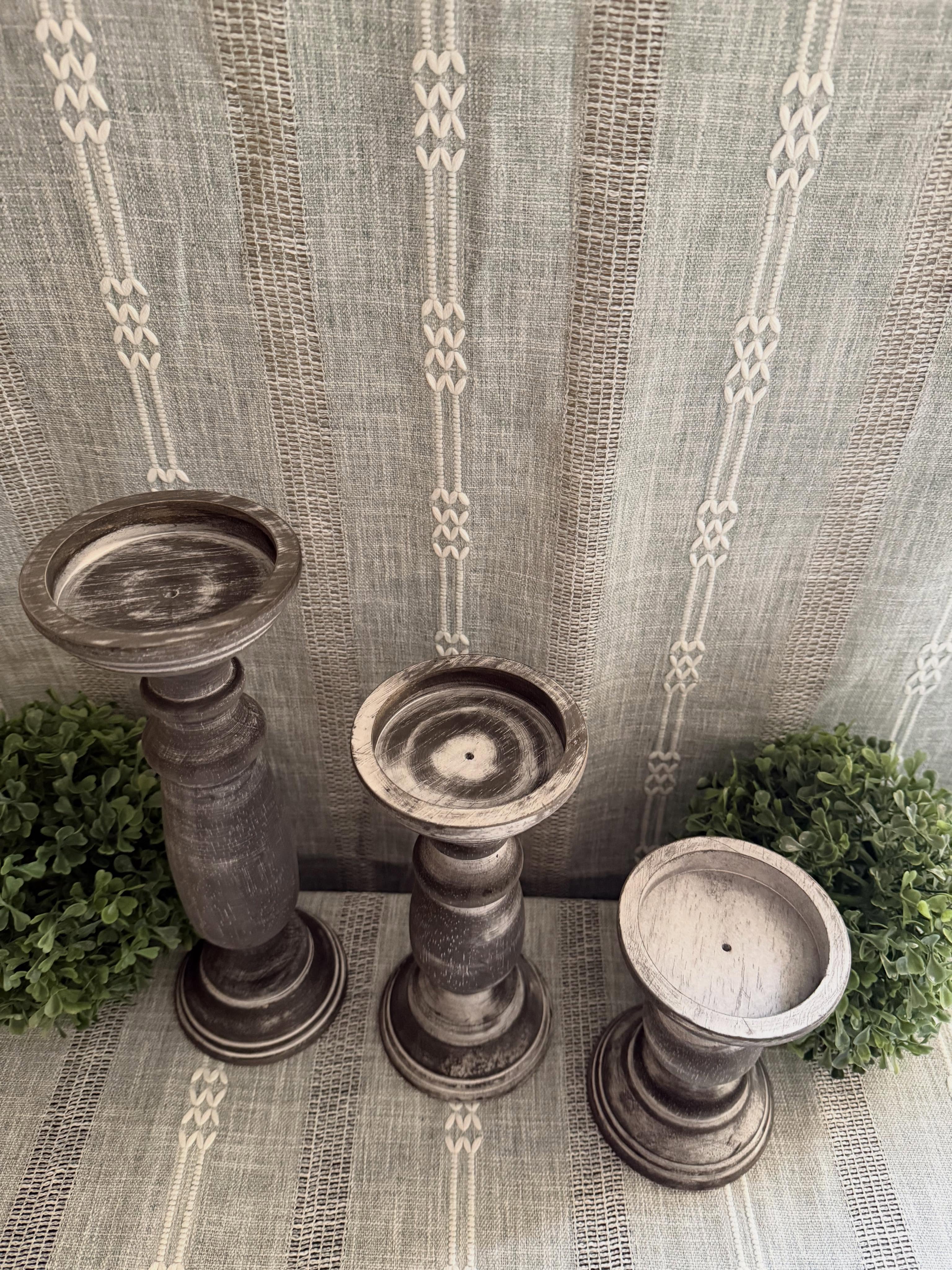 Set 3 Candeleros de madera color gris