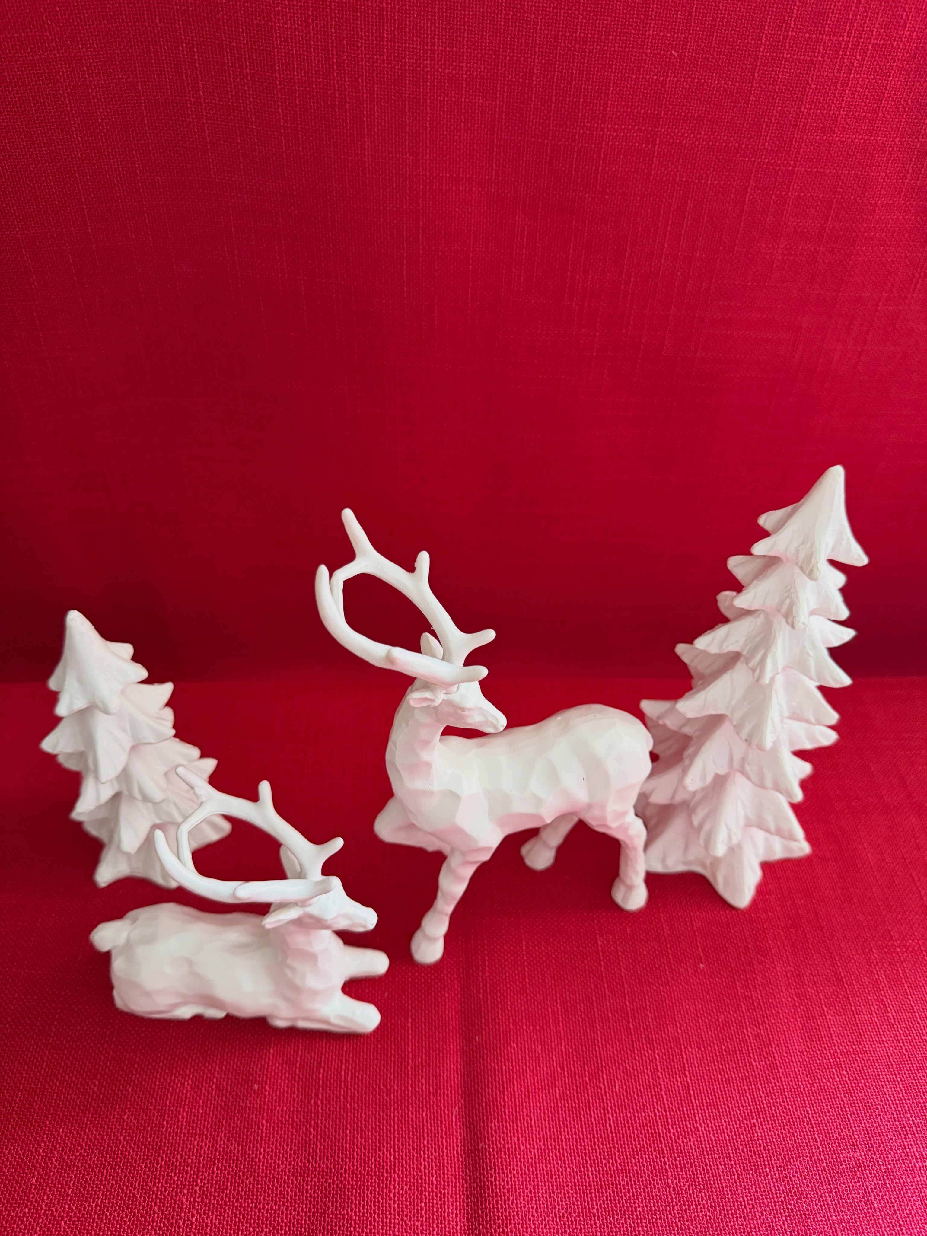 Set de 4 figuras reno navideño y árboles para decoración