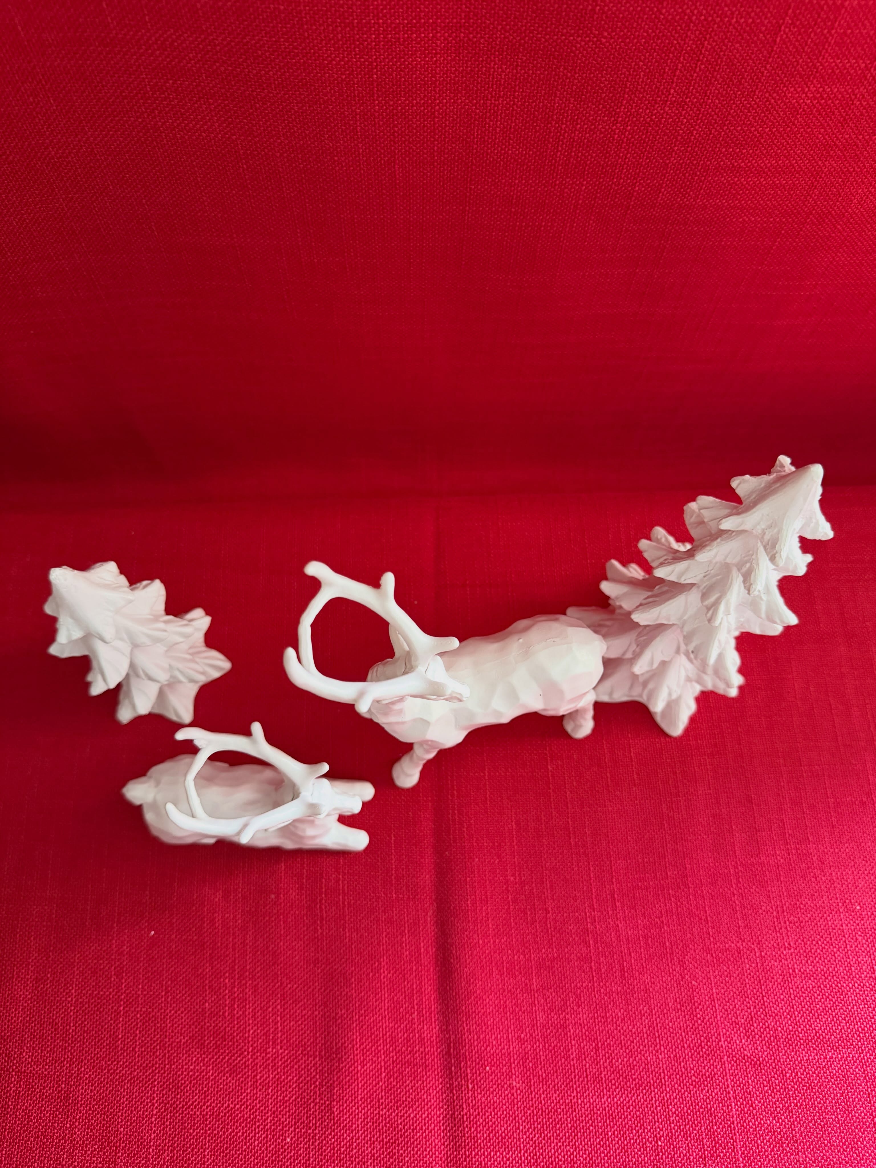 Set de 4 figuras reno navideño y árboles para decoración