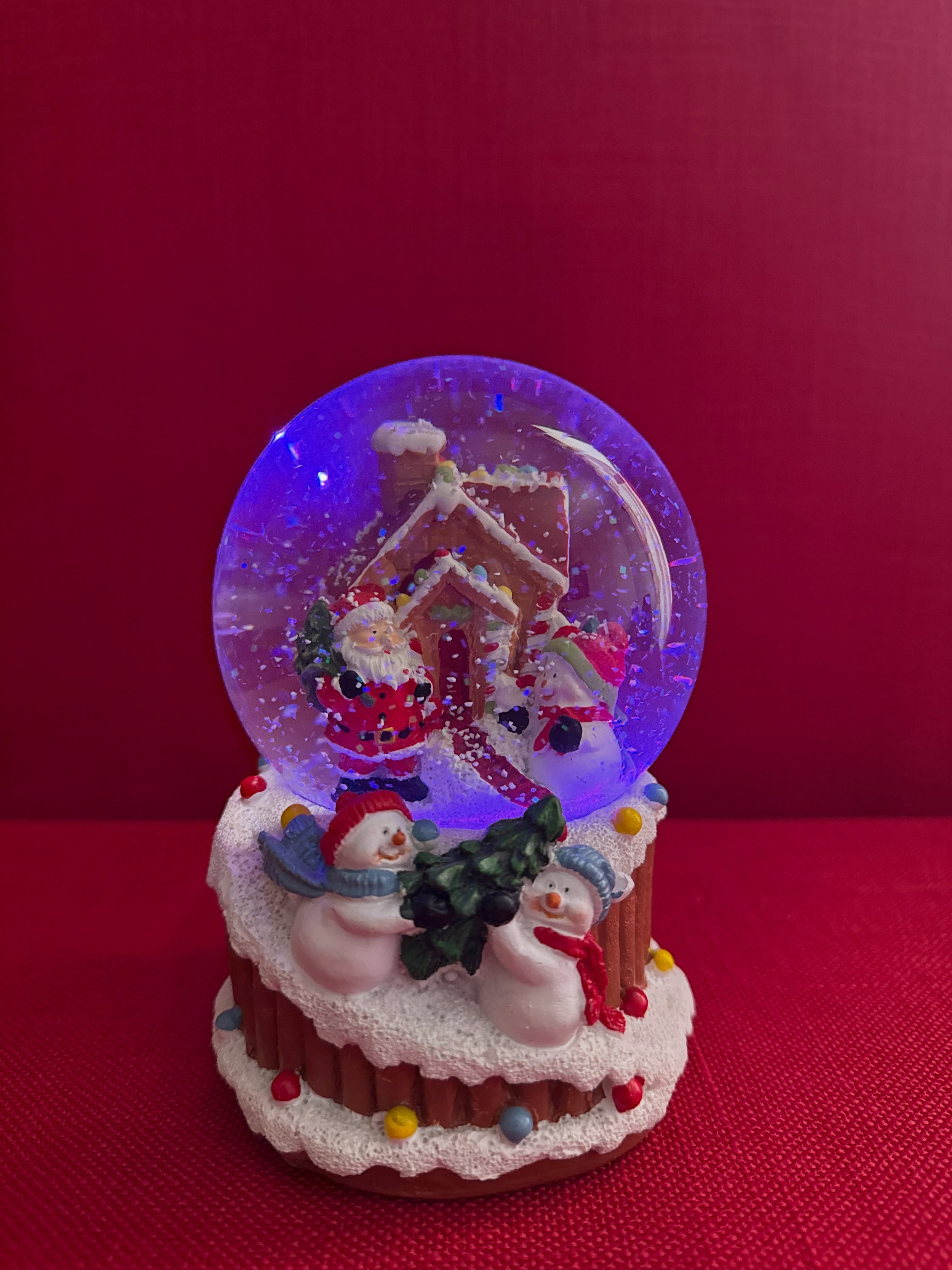 Decoración navideña con purpurina de Santa Clause con