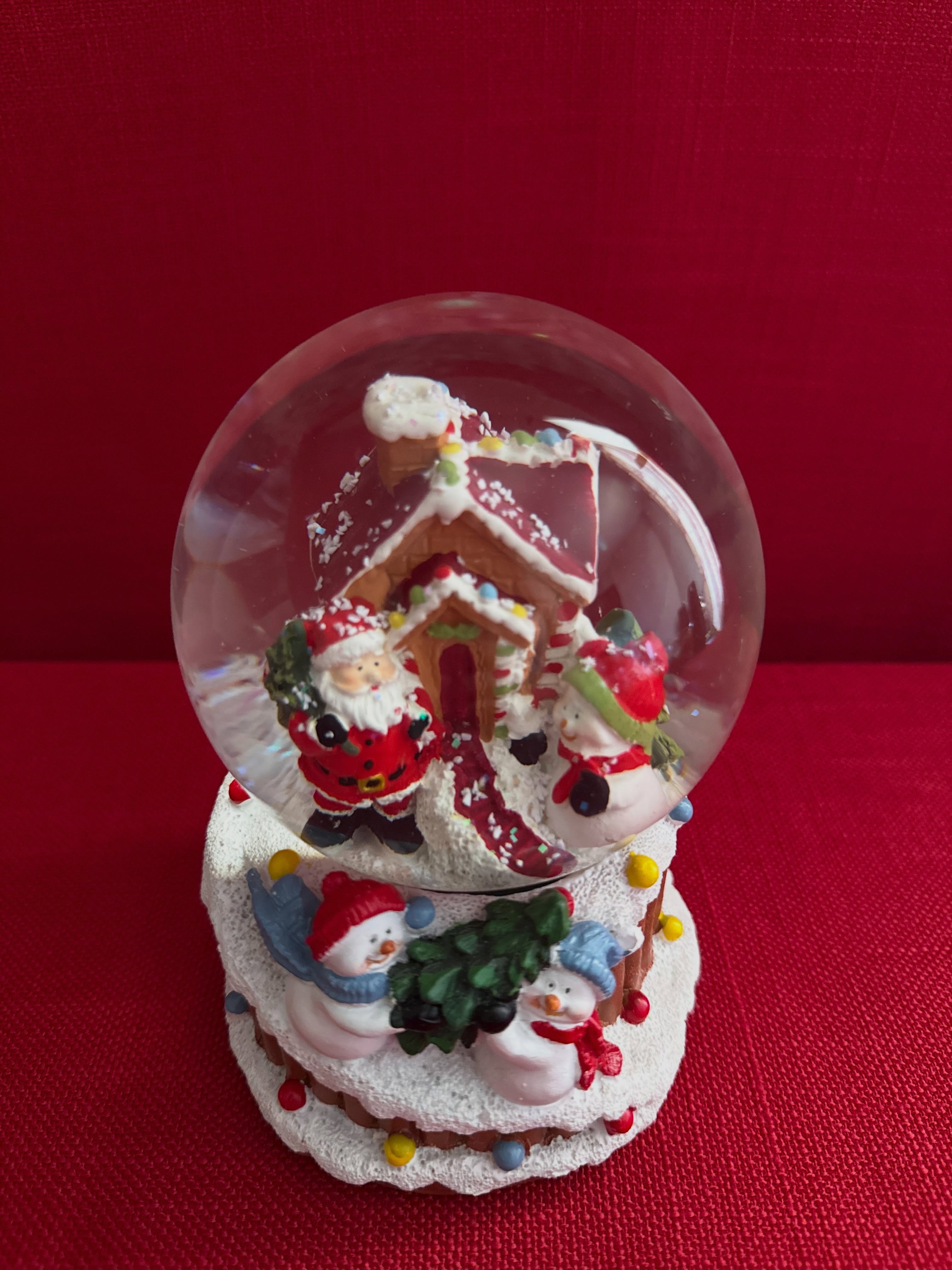Decoración navideña con purpurina de Santa Clause con