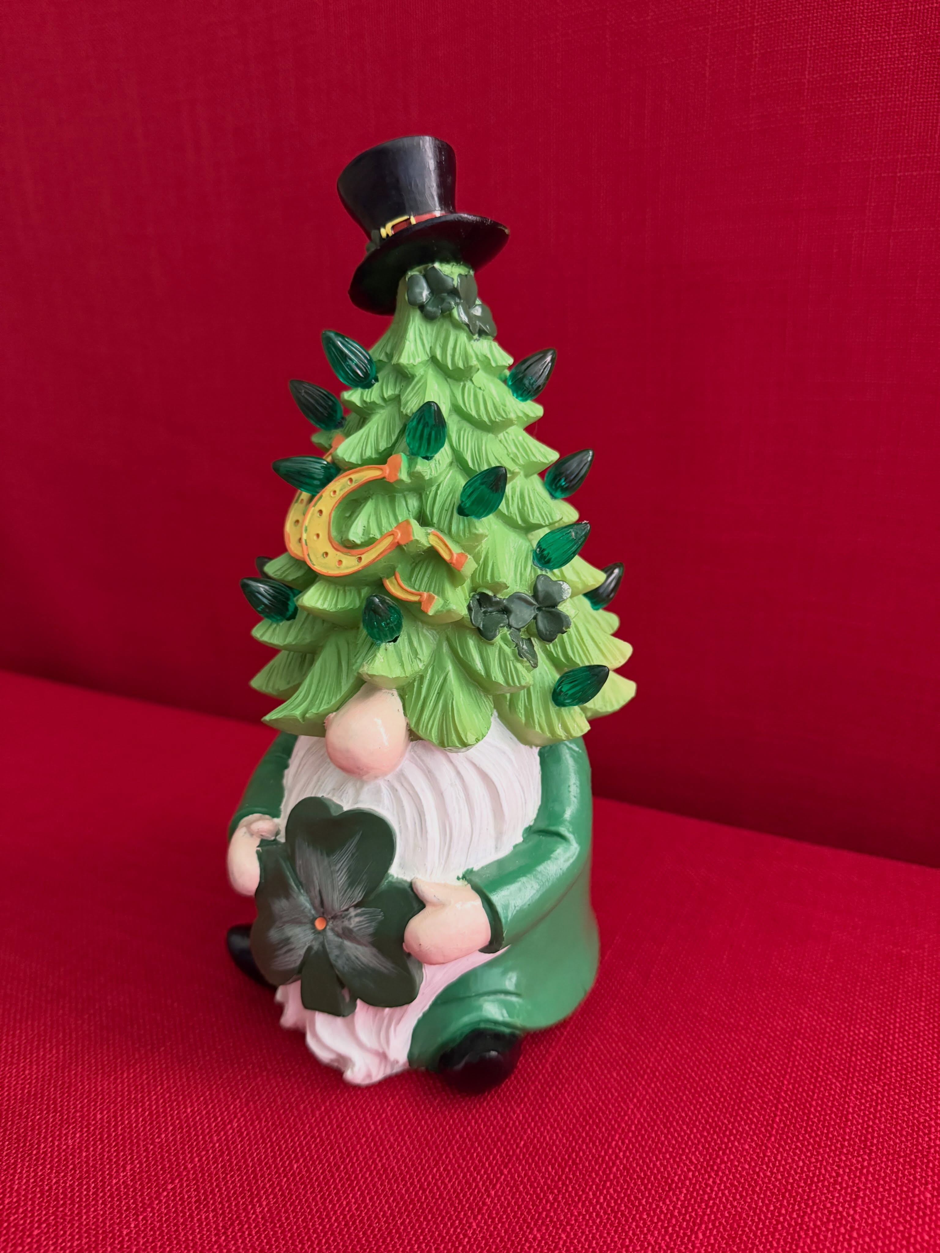 Decoración navideña de árbol de Gnomo de resina