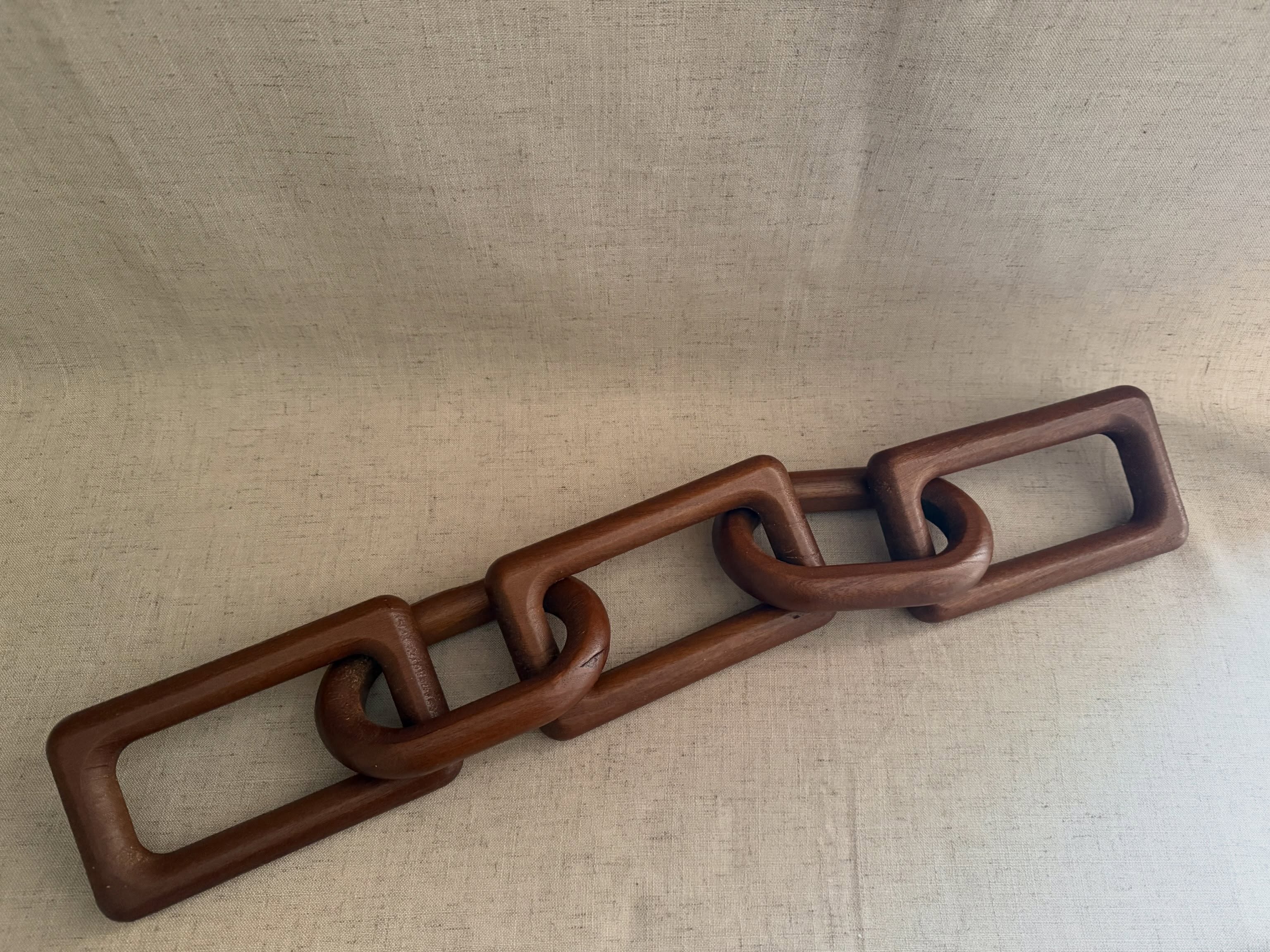 Cadena decorativa de eslabones de madera
