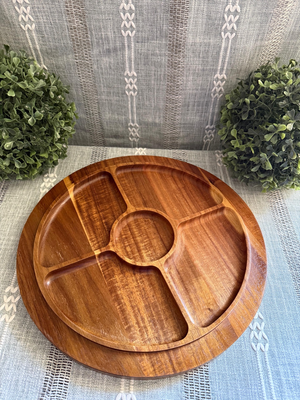 Bandeja Giratoria con Divisor de Madera