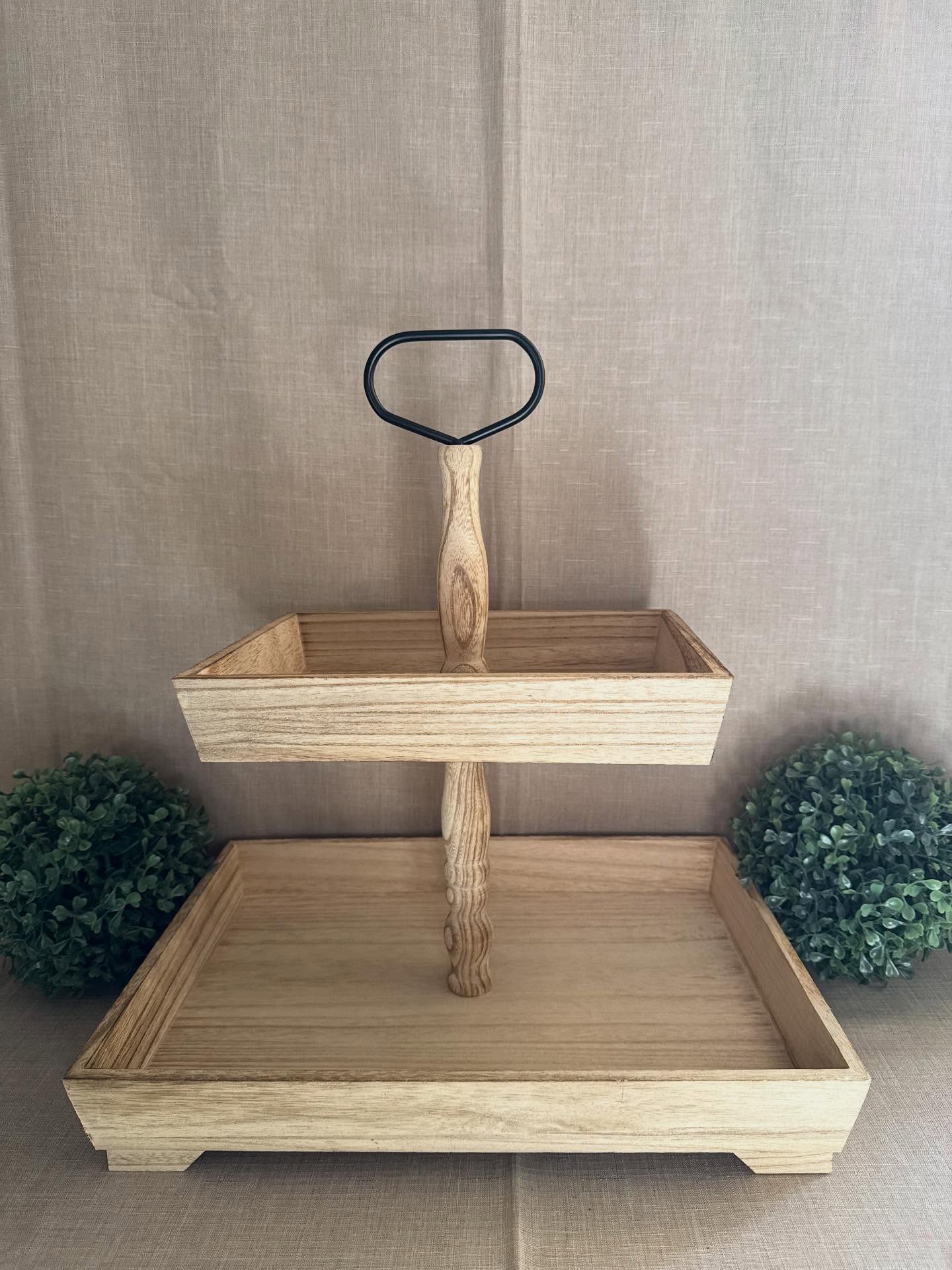 Try de dos niveles de madera,estilo moderno y