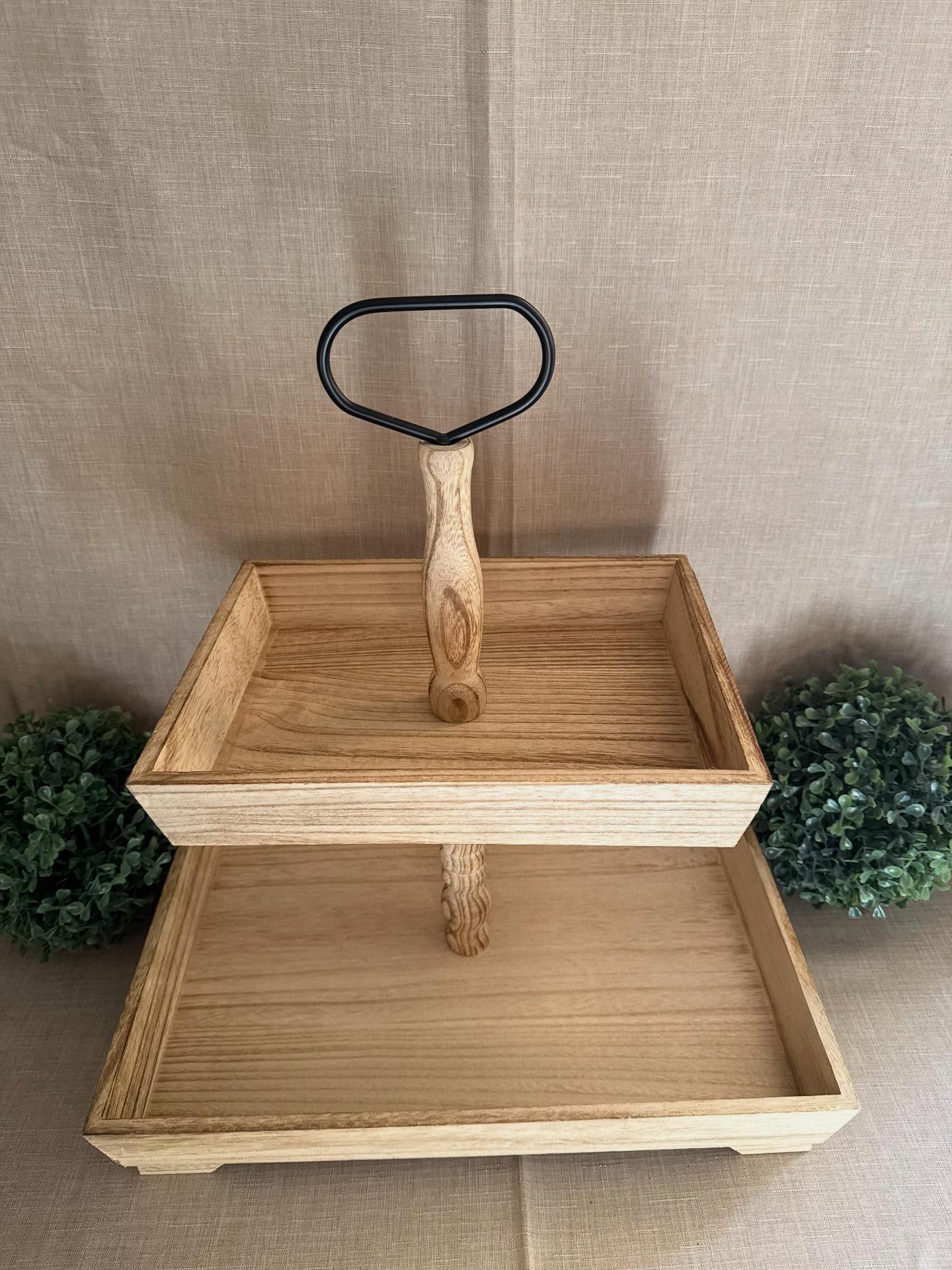 Try de dos niveles de madera,estilo moderno y