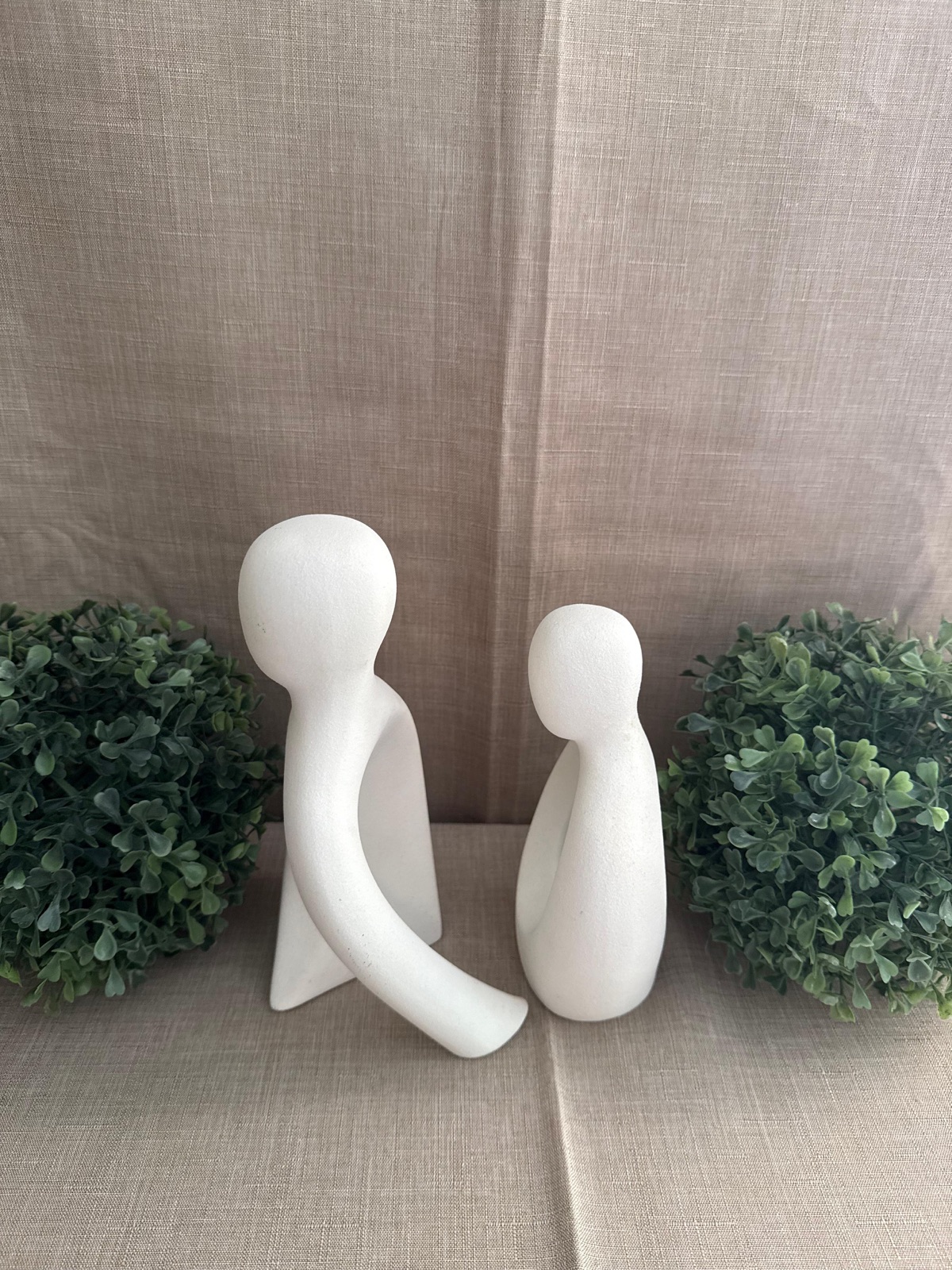 Set de 2 Esculturas Entrelazadas